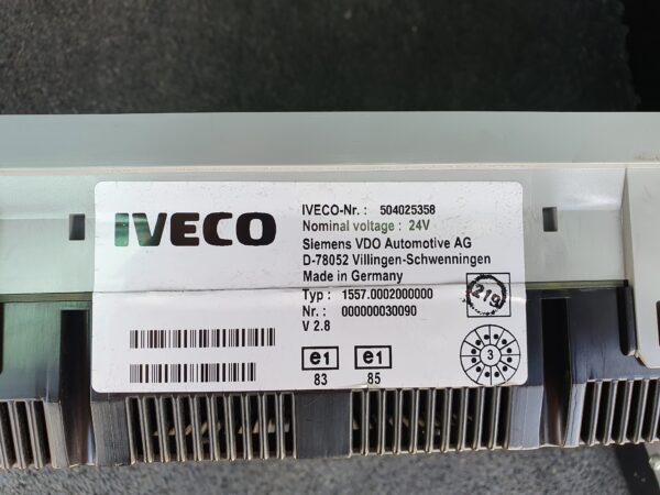 Iveco Stralis – Tachoreparatur 504025356, 504101674, 504156165, 504025358, 504101671, 504101669, 504158815, 504156187, 504101675, 504276234, 504239947, 504239947, 504096758, 504025355, 504101667, 504156161, 504156163, 41221003 – Bild 2
